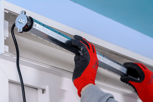 cuanto cuesta motorizar persiana